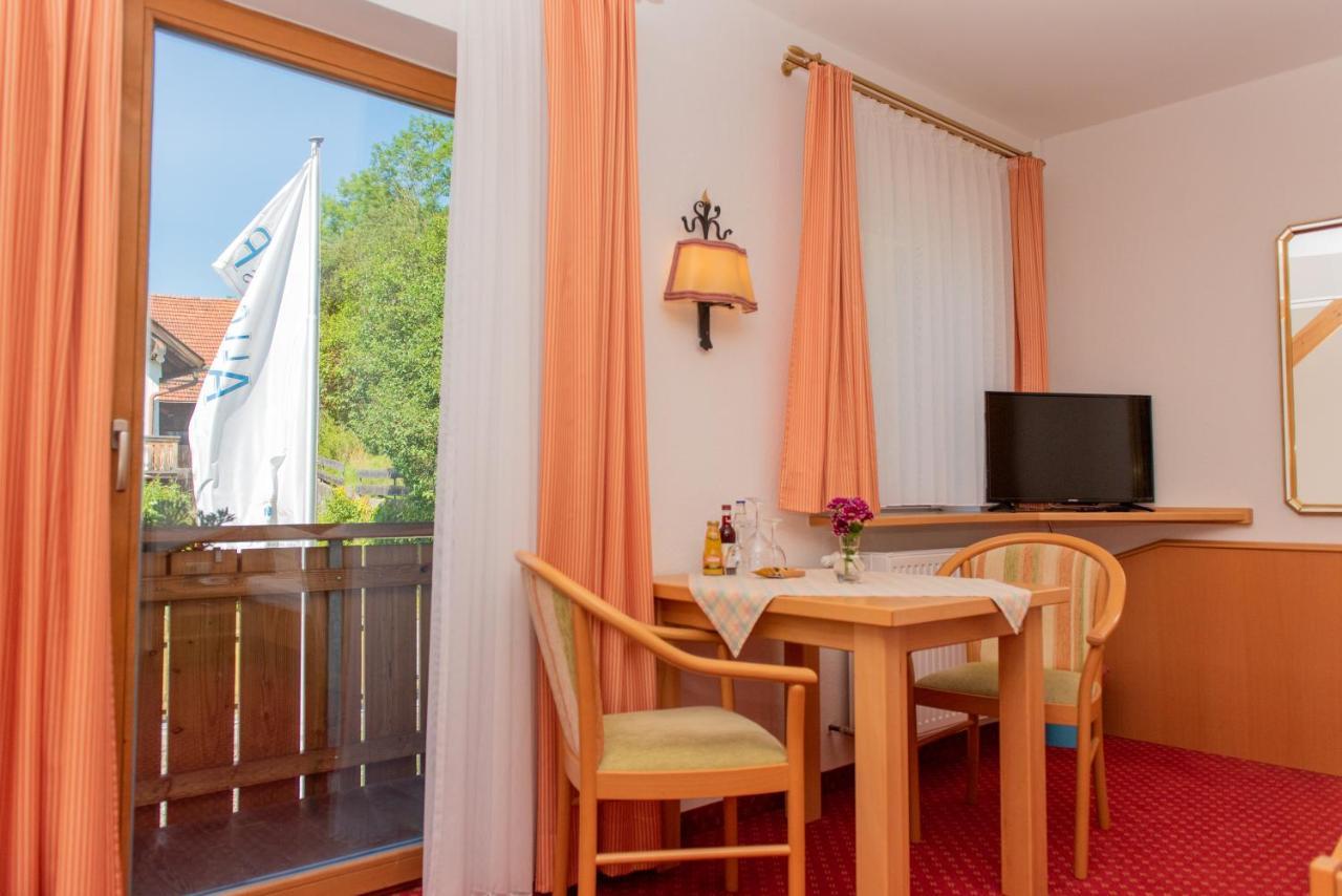 Hotel Restaurant Fruehlingsgarten Füssen Exteriör bild