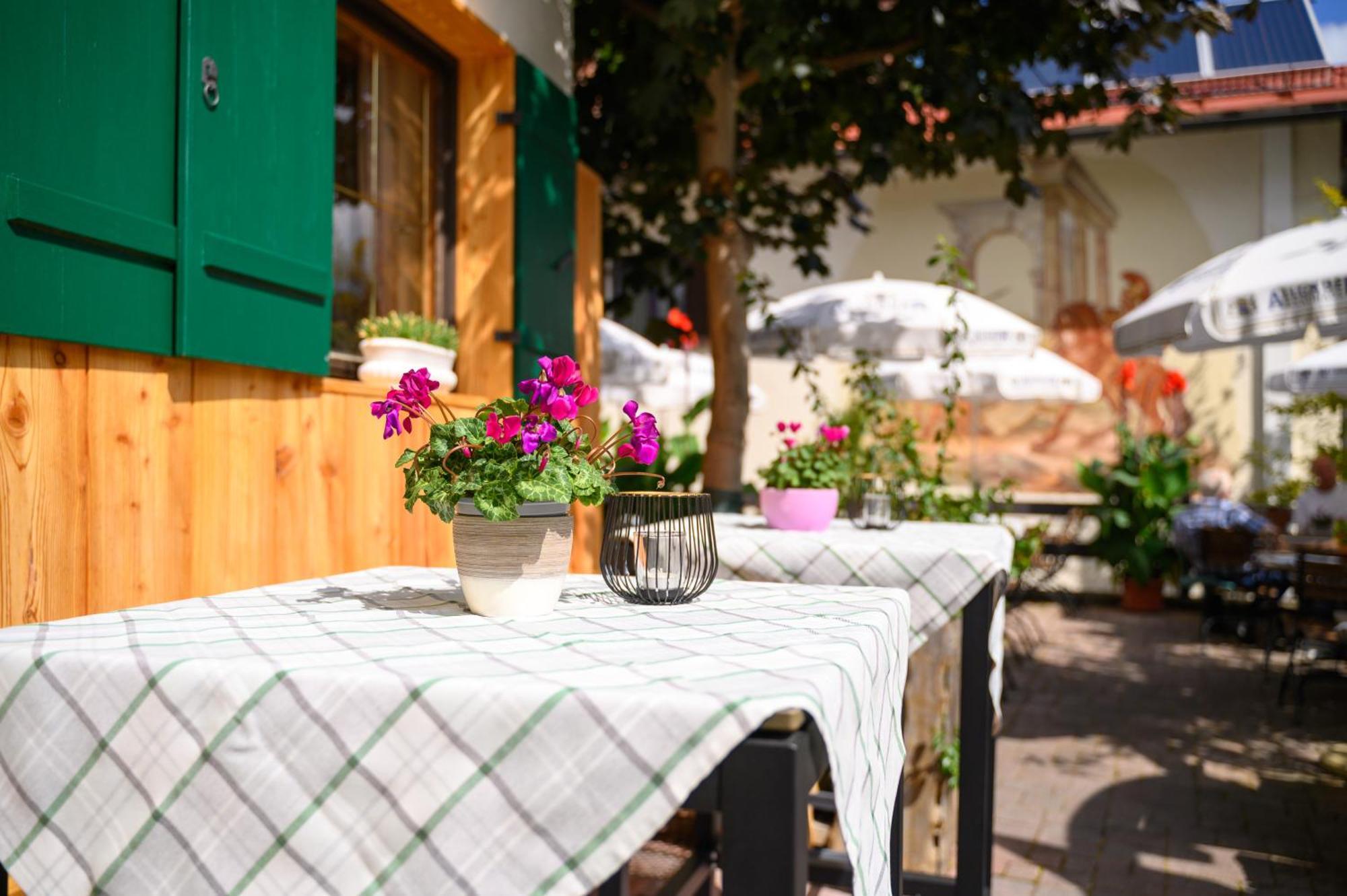 Hotel Restaurant Fruehlingsgarten Füssen Exteriör bild