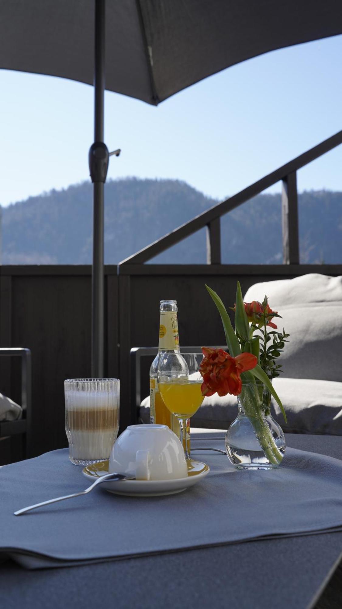 Hotel Restaurant Fruehlingsgarten Füssen Exteriör bild