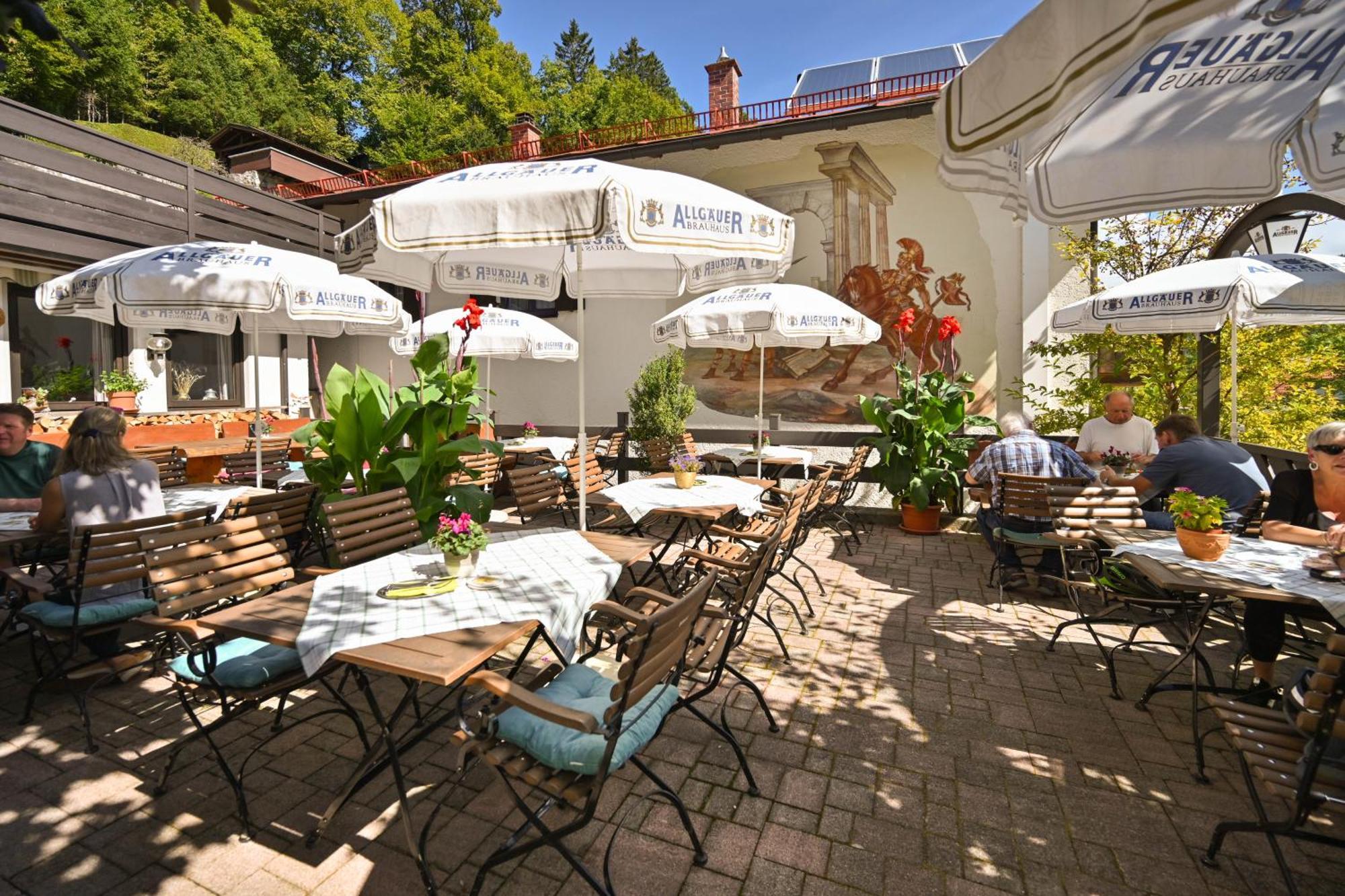Hotel Restaurant Fruehlingsgarten Füssen Exteriör bild