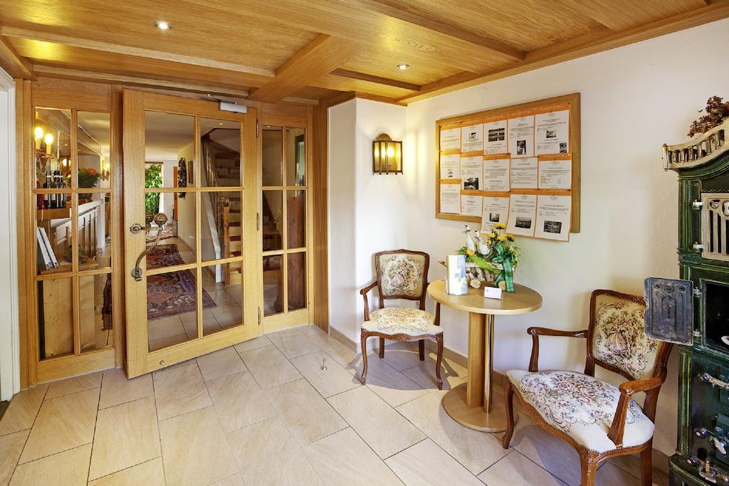 Hotel Restaurant Fruehlingsgarten Füssen Exteriör bild
